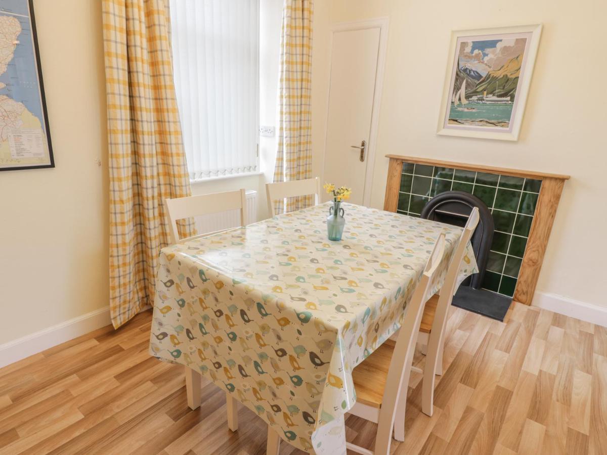 27-29 St Marys Place Kirkcudbright Extérieur photo